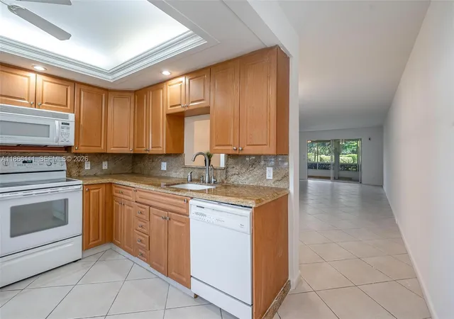 4th image of 4701 Martinique Dr #k1, Coconut Creek, FL 33066 | MLS# A11866111