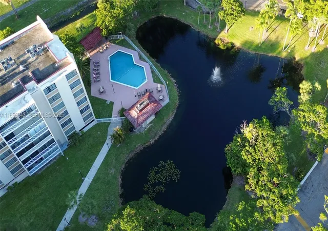 5th image of 7051 Environ Blvd #431, Lauderhill, FL 33319 | MLS# A11866043