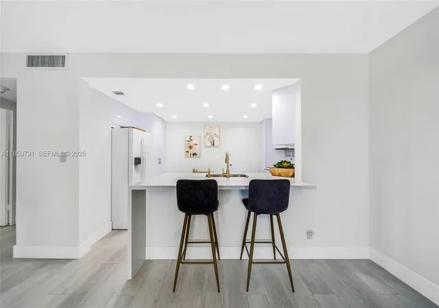 4th image of 2100 S Ocean Dr #5B, Fort Lauderdale, FL 33316 | MLS# A11859791