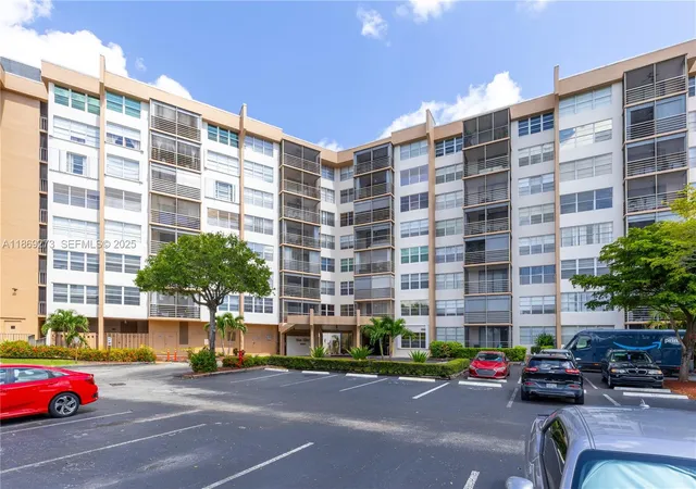 1st image of 1000 Saint Charles Pl #319, Pembroke Pines, FL 33026 | MLS# A11869273