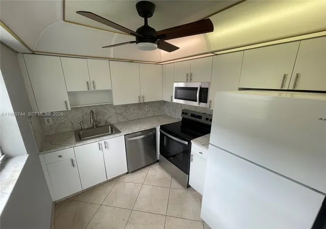 Homes for sale in Delray Beach, FL | 101 Brittany C, Delray Beach, FL 33446
