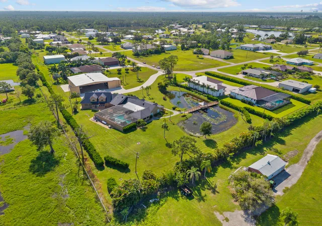Photo 2 of Single family home for sale at 3561 Downwind Ln, North Fort Myers, FL 33917 | MLS# R11120093 | Listing updated on 2026-10-09