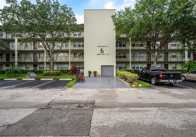 2nd image of 13255 Sw 7Th Ct #403D, Hollywood, FL 33027 | MLS# A11868313