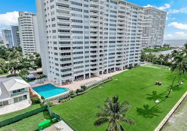 2nd image of 2100 S Ocean Dr #3CD, Fort Lauderdale, FL 33316 | MLS# A11870445