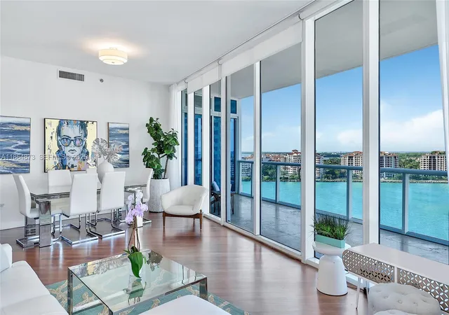 3rd image of 100 S Pointe Dr #1501, Miami Beach, FL 33139 | MLS# A11864873
