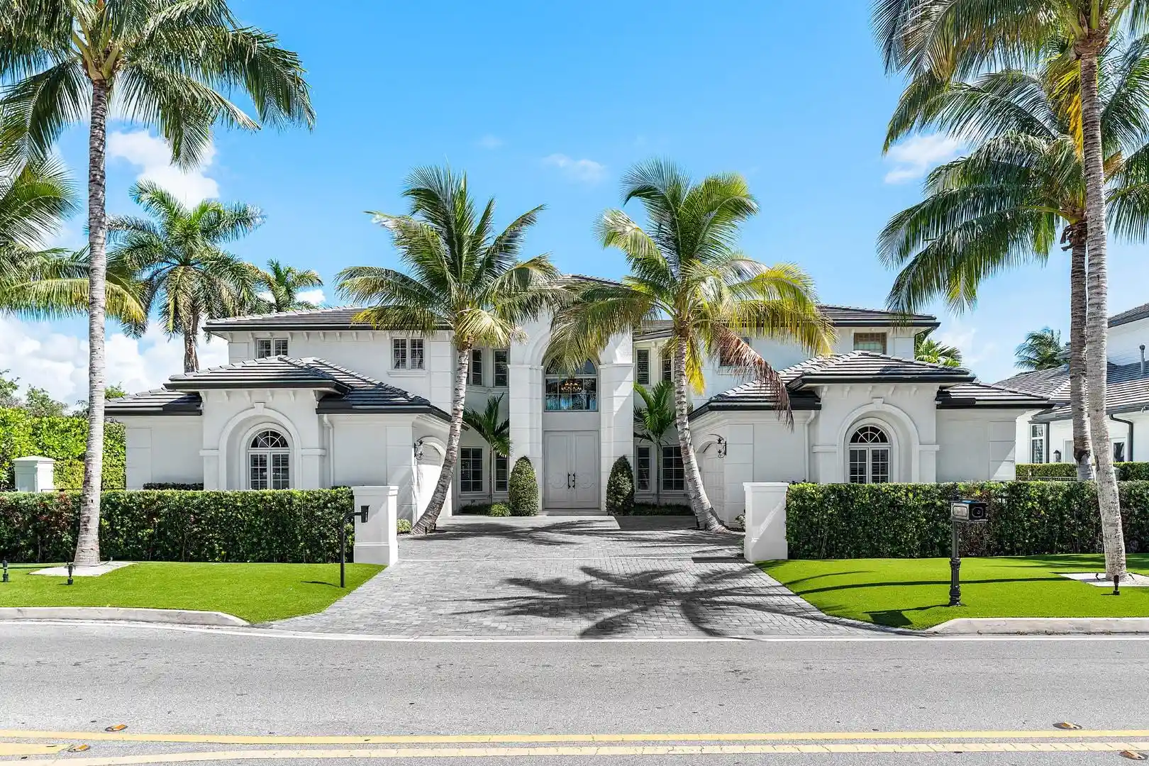 Single family home for sale at 121 Royal Palm Wy, Boca Raton, FL 33432 | MLS# R11116099