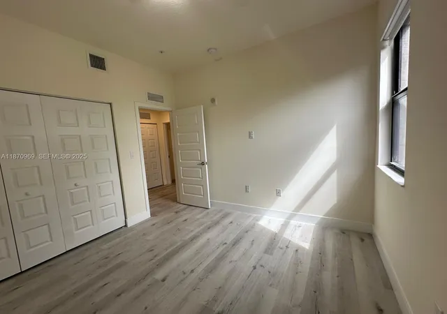 2nd image of 10413 Nw 82Nd St, Doral, FL 33178