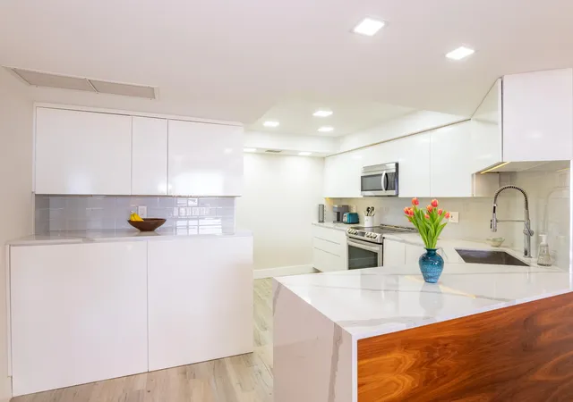 Homes for sale in West Palm Beach, FL | 2400 Presidential Wy #801, West Palm Beach, FL 33401 | MLS# R11121374