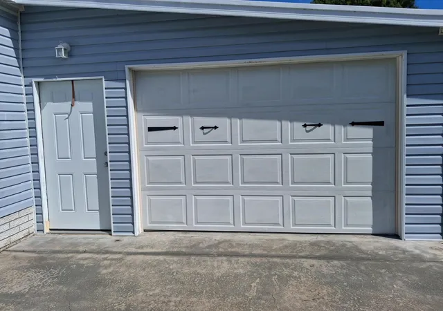 3rd image of 1555 Sw 35 Cir, Okeechobee, FL 34974 | MLS# R11121480