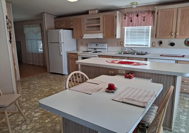 5th image of 1555 Sw 35 Cir, Okeechobee, FL 34974 | MLS# R11121480