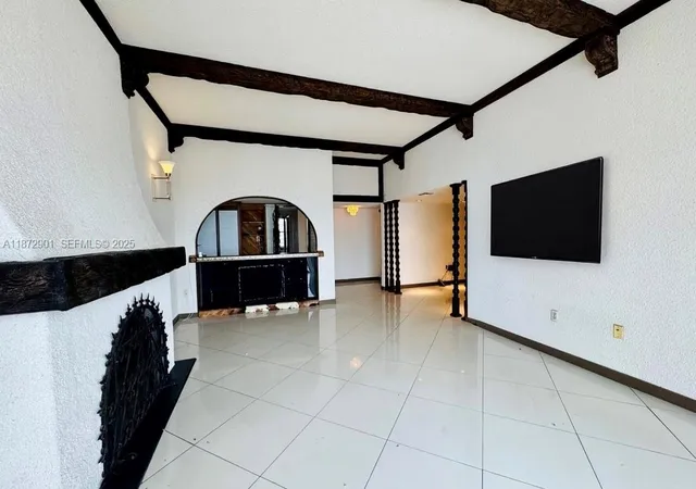 4th image of 18071 Biscayne Blvd, Miami, FL 33160
