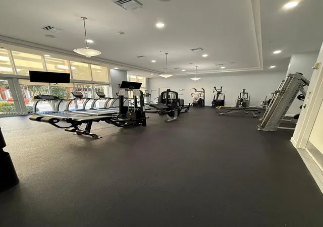 5th image of 18800 Ne 29Th Ave #804, Miami, FL 33180 | MLS# A11873603