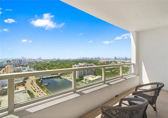 5th image of 4401 Collins Ave #2712, Miami Beach, FL 33140 | MLS# A11872449