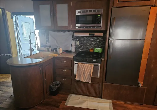 11th image of 325 Calusa St #259, Key Largo, FL 33037 | MLS# A11874988