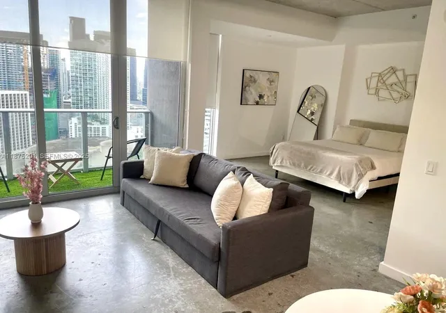 2nd image of 151 Se 1St St #2807, Miami, FL 33131 | MLS# A11875201