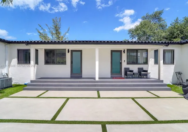 Homes for sale in Miami, FL | 621 Sw 33Rd Ave, Miami, FL 33135 | MLS# A11873548