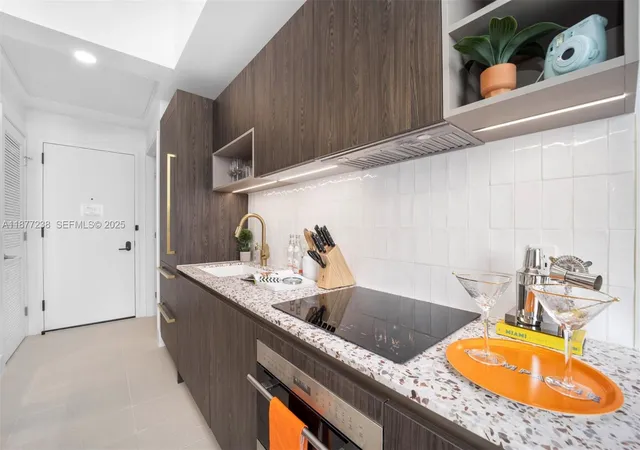 4th image of 159 Ne 6Th St #5112, Miami, FL 33132 | MLS# A11877238