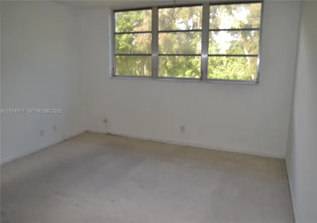5th image of 300 S Hollybrook Dr #203, Pembroke Pines, FL 33025 | MLS# A11874977