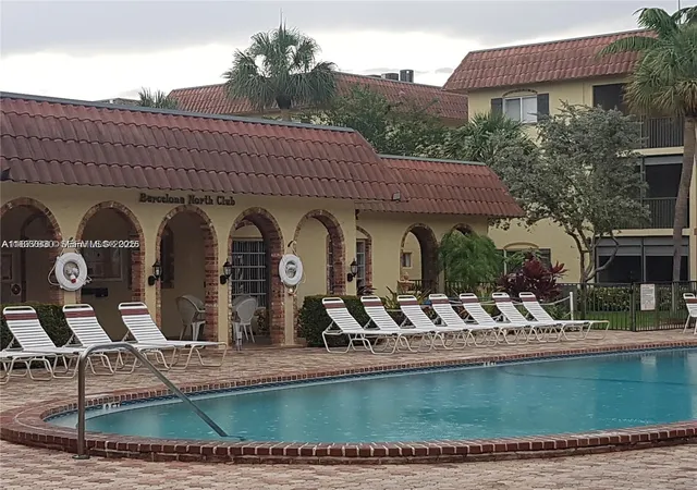 Homes for sale in Pompano Beach, FL | 257 S Cypress Rd #438, Pompano Beach, FL 33060 | MLS# A11877830