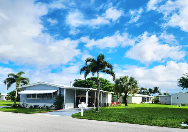 Photo 2 of Manufactured home for sale at 4091 67th Lane N #794, West Palm Beach, FL 33404 | MLS# R11123536 | Listing updated on 2026-09-23