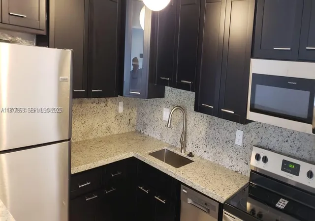 Homes for sale in Miami, FL | 9709 Hammocks Blvd #202, Miami, FL 33196 | MLS# A11877998