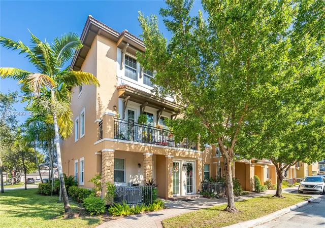 2nd image of 14749 Sw 9th St #3110, Pembroke Pines, FL 33027 | MLS# A11865499