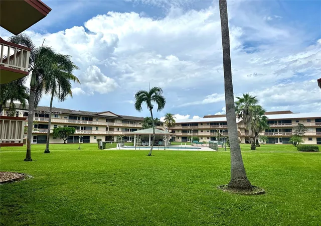 25th image of 5300 Washington St #A139, Hollywood, FL 33021 | MLS# A11875202