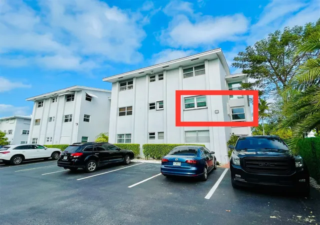 Homes for sale in Lauderdale By The Sea, FL | 234 Hibiscus Ave #271, Lauderdale By The Sea, FL 33308 | MLS# F10526754