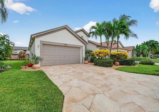 2nd image of 2249 Soundings Ct, Greenacres, FL 33413 | MLS# R11125617
