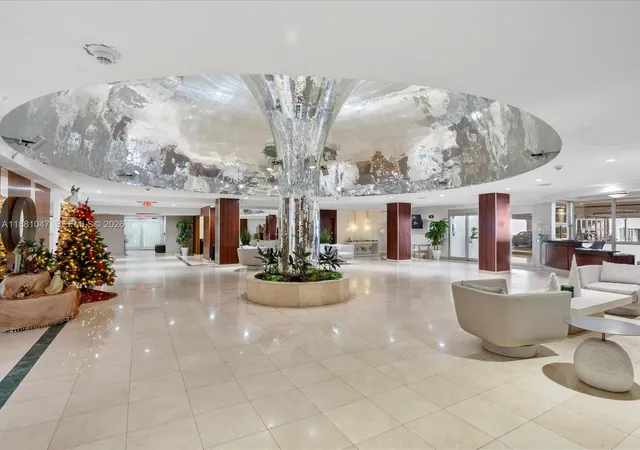 2nd image of 2655 Collins Ave #510, Miami Beach, FL 33140 | MLS# A11881047