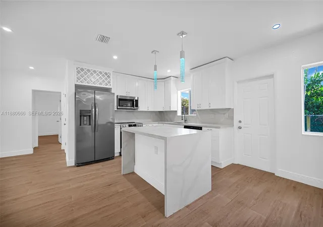 4th image of 11102 Ne 9Th Ct, Biscayne Park, FL 33161 | MLS# A11880666