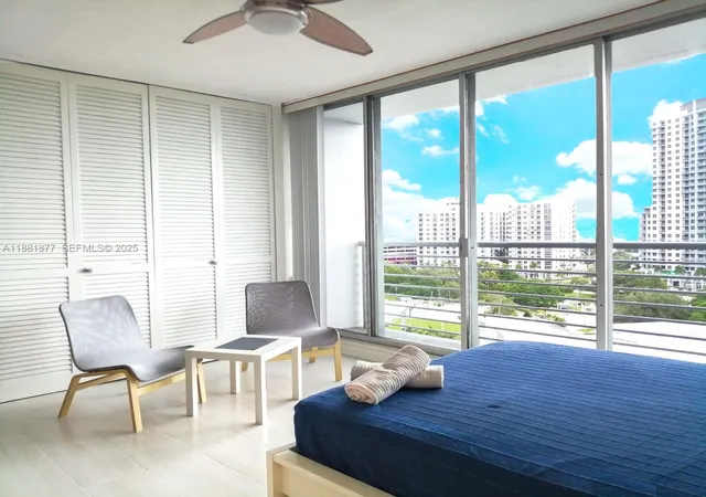 3rd image of 1720 Harrison St #10F, Hollywood, FL 33020 | MLS# A11881877