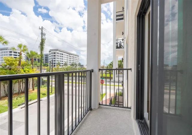 2nd image of 8001 Nw 41St St, Doral, FL 33166
