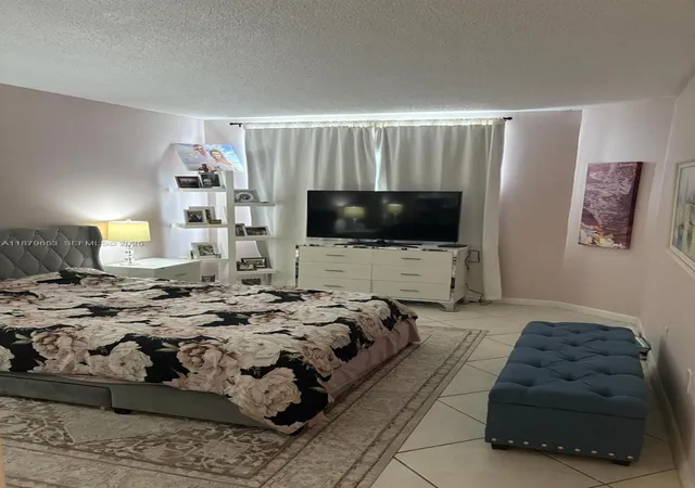 3rd image of 1965 S Ocean Dr #7D, Hallandale Beach, FL 33009 | MLS# A11879653