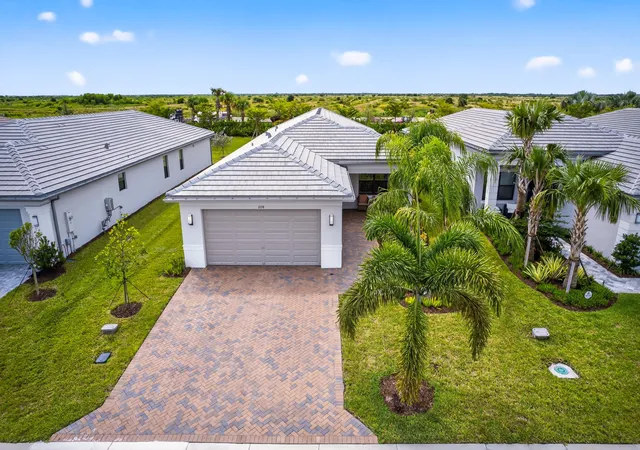 1st image of 11558 Sw Oceanfront Ct, Port Saint Lucie, FL 34987 | MLS# R11125506