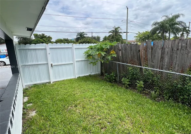 Homes for sale in West Park, FL | 5724 Sw 18th St, West Park, FL 33023 | MLS# A11879401
