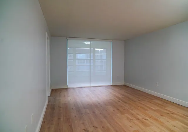 3rd image of 2780 N Pine Island Rd #211, Sunrise, FL 33322 | MLS# F10527140