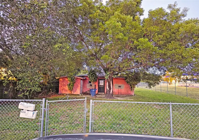 3rd image of 6233 Nw 22Nd Ct, Miami, FL 33147 | MLS# A11879896