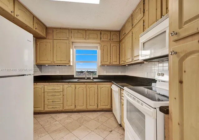 2nd image of 2025 Ne 164th St #716, North Miami Beach, FL 33162 | MLS# A11881499