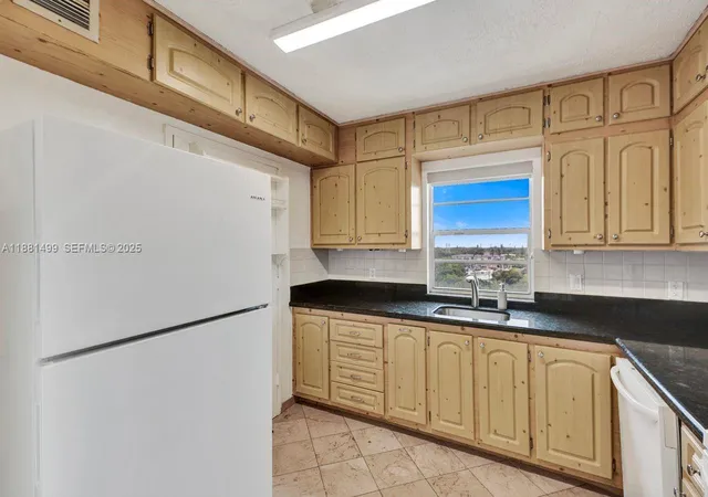 3rd image of 2025 Ne 164Th St #716, North Miami Beach, FL 33162 | MLS# A11881499