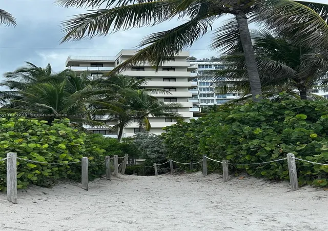 4th image of 1621 Collins Ave #701, Miami Beach, FL 33139 | MLS# A11881764
