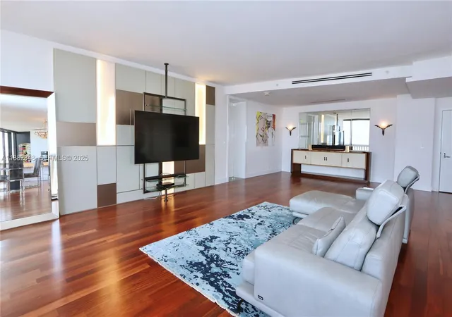 4th image of 1000 Island Blvd #PH2, Aventura, FL 33160 | MLS# A11882848