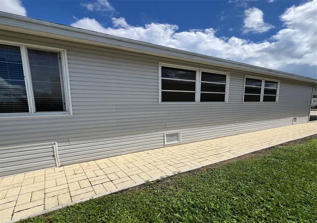 2nd image of 5389 Se 64th Ave, Okeechobee, FL 34974 | MLS# F10527629