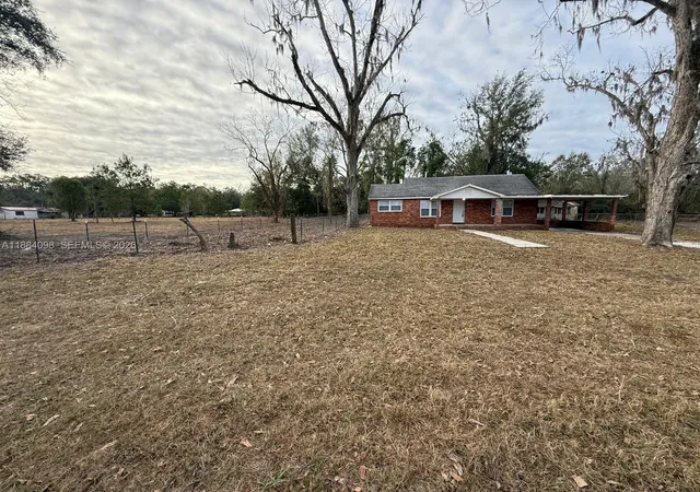 Homes for sale in Live Oak, FL | 1056 Ne Scott St, Live Oak, FL 32064 | MLS# A11884098