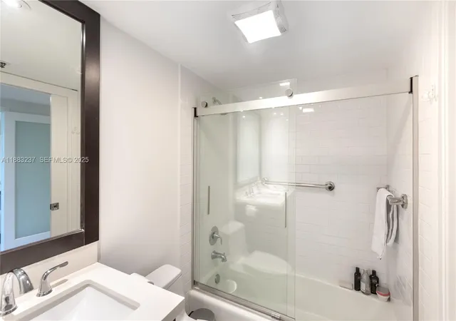 2nd image of 251 Crandon Blvd 227, Key Biscayne, FL 33149