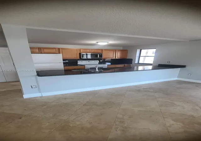 5th image of 16220 Nw 2Nd Ave #213, Miami, FL 33169 | MLS# A11884153
