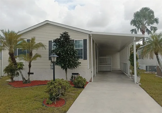 2nd image of 8204 South St, Boca Raton, FL 33433 | MLS# F10527187