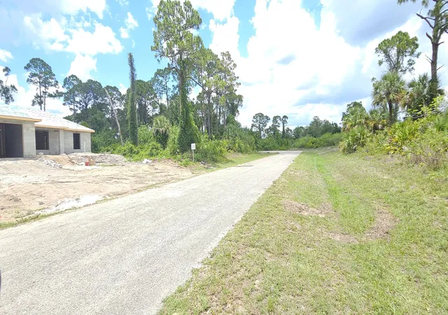 5th image of 6204 Hob Ct, Labelle, FL 33935 | MLS# R11126764
