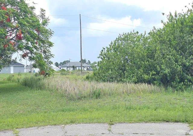 1st image of 9008 Abel Ct, Labelle, FL 33935 | MLS# R11126773