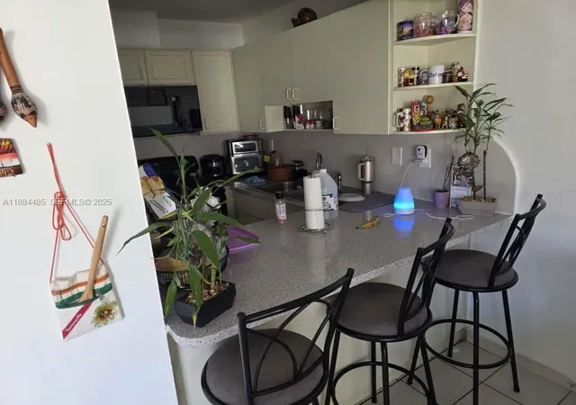 4th image of 130 Sw 115Th Ave, Sweetwater, FL 33174 | MLS# A11884485